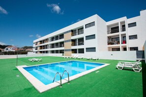 Pool - Apartment 'Lugar De Belém' with Sea View, Wi-Fi and Air Conditioning (Ponta Delgada)