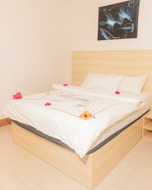 Basic Double Room, Garden View