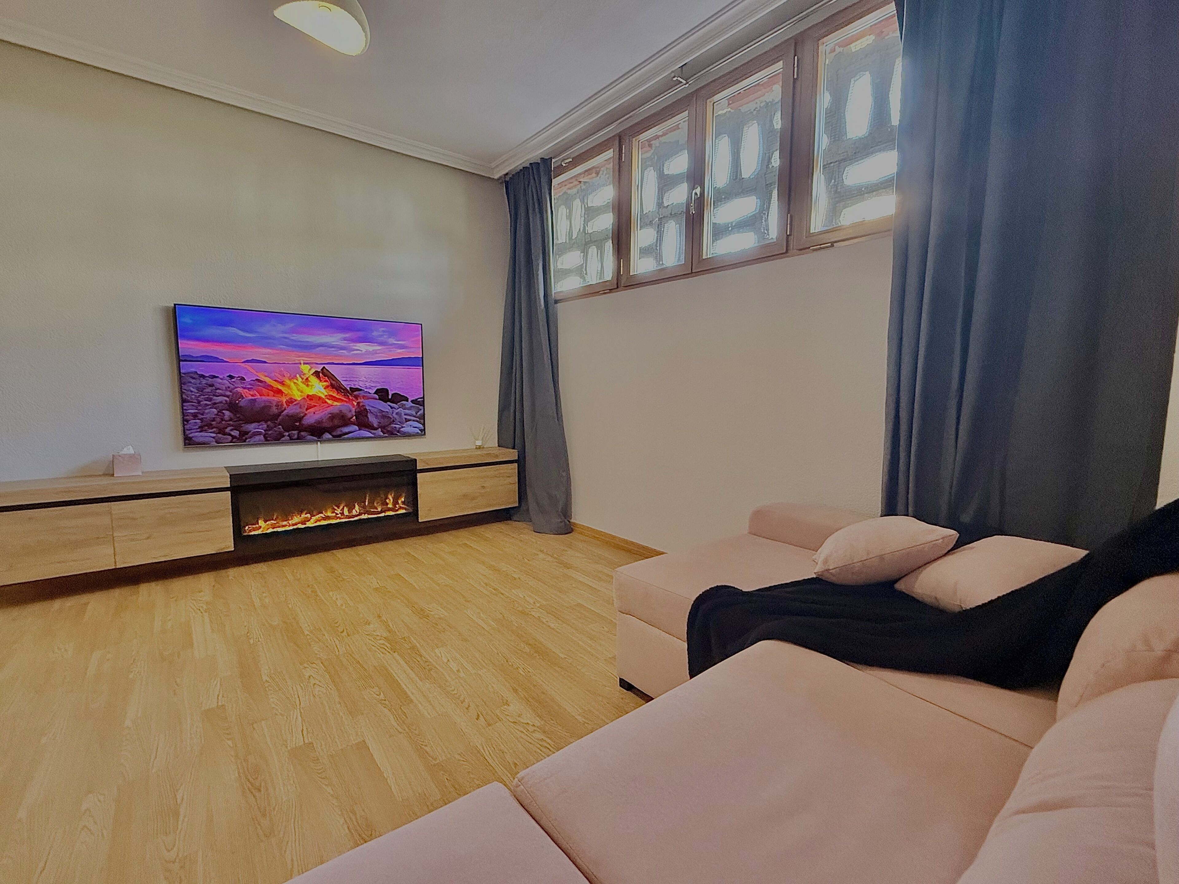 TV connectée, cheminée
