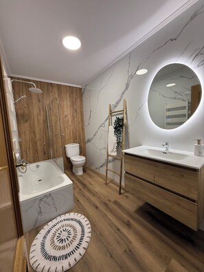 Hair dryer, towels, soap, shampoo - TA within walking distance of the center La Posada Charra 6 (Salamanca)