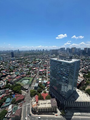 Condo, 1 Bedroom, Balcony, City View | Exterior - Stunning 42nd Floor Apt With Netflix (Mandaluyong)