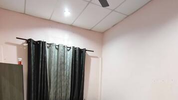 House, 3 Bedrooms, Smoking | 3 bedrooms