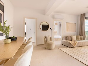 Living room - Sanders Limassol Park - Full Building (Trachoni)