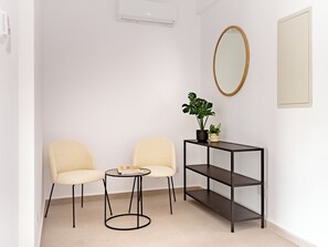 Hallway - Sanders Limassol Park - Full Building (Trachoni)