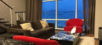 Urbano Luxury Homestay