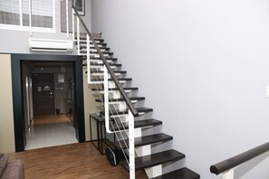 Condo, 2 Bedrooms, Accessible | Interior