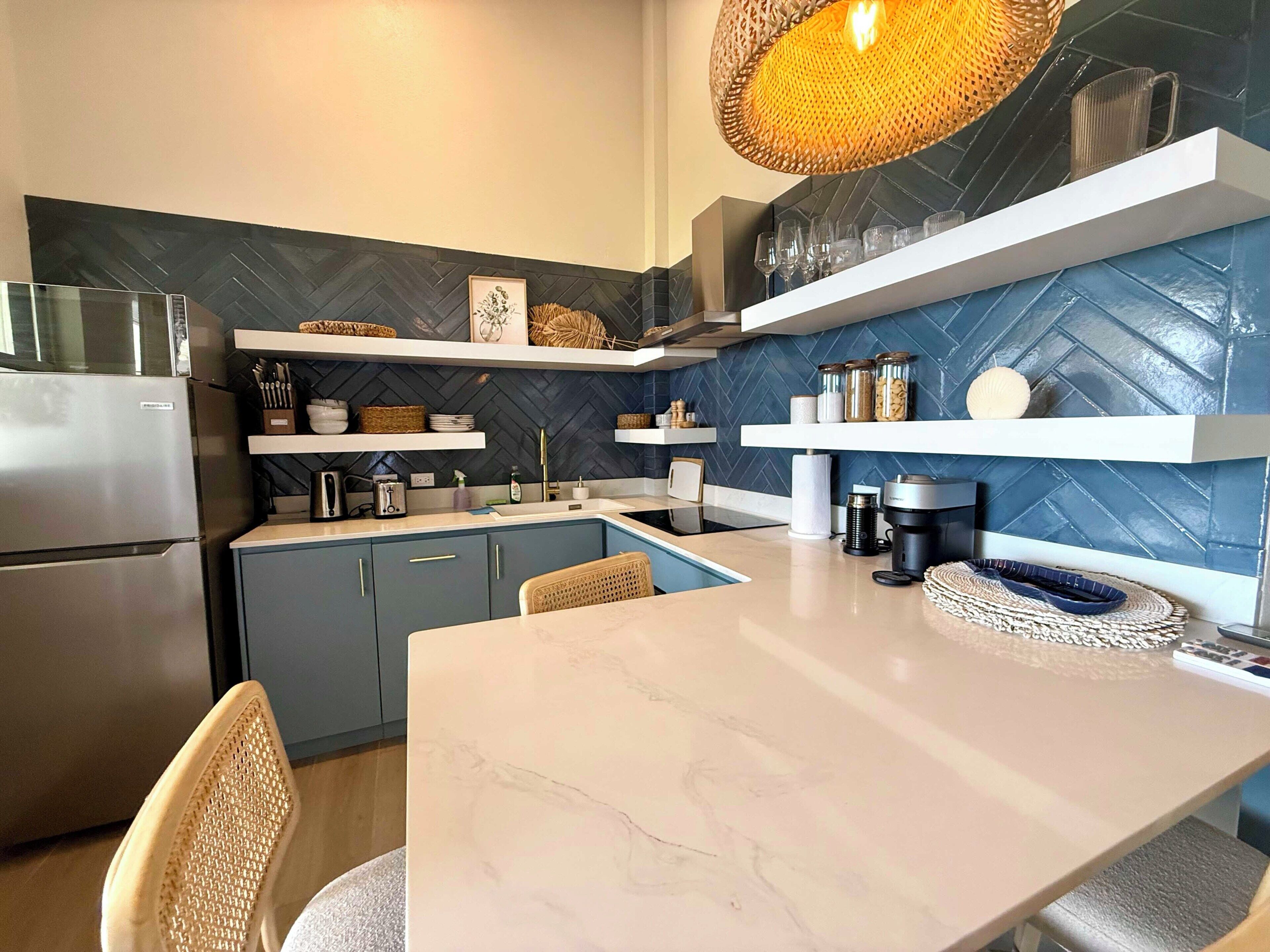 Apartment, 2 Bedrooms, Balcony, Ocean View | Interior