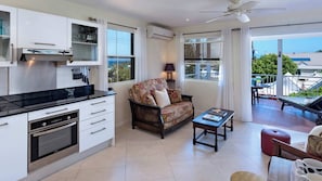 Apartment, 2 Bedrooms, Terrace, Ocean View | Living area