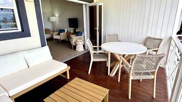 Apartment, 2 Bedrooms, Balcony, Ocean View | Balcony