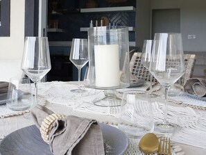 Apartment, 2 Bedrooms, Terrace, Ocean View | Dining