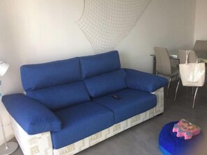 Téléviseur connecté, lecteur de DVD