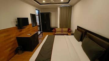 Deluxe Double or Twin Room | Free WiFi