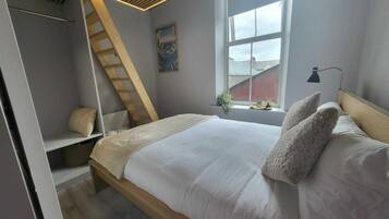 2 bedrooms, Internet, bed sheets