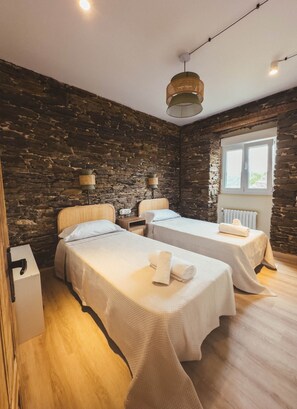 Room - Go Compostela Apartment (6pax) (Sarria)