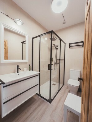Bathroom - Go Compostela Apartment (6pax) (Sarria)