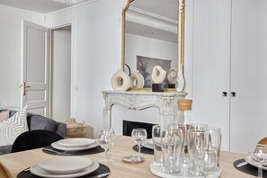 Dining - Sublime appartement Champs Elysées (Paris)