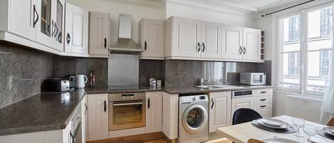 Fridge, microwave, oven, dishwasher