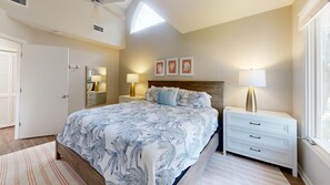5 slaapkamers, een strijkplank/strijkijzer, gratis wifi, beddengoed