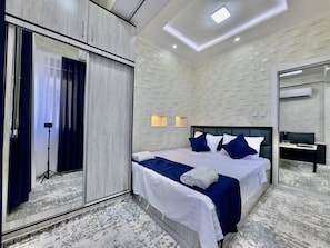 2 bedrooms, desk, iron/ironing board, free WiFi - Minar Luxury 2BR Apartment (Buxoro)