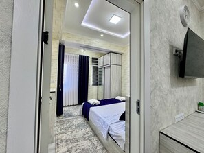 2 Schlafzimmer, Schreibtisch, Bügeleisen/Bügelbrett, kostenloses WLAN