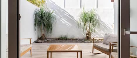 Condo, 2 quartos, acessível, varanda | Parte interna