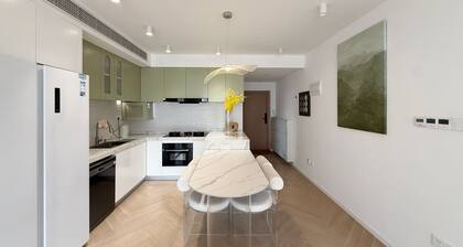 Eastern Hub - Cozy Family Apartment with AC/Heating/WIFI, Fully Equipment