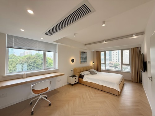 Eastern Hub - Cozy Family Apartment with AC/Heating/WIFI, Fully Equipment