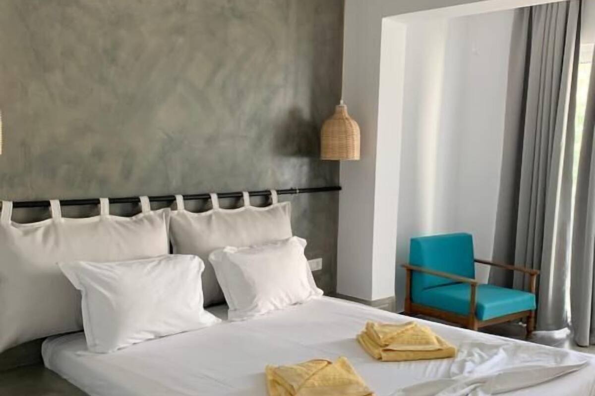 Deluxe Double Room, Balcony, Garden View | In-room safe, blackout curtains, free WiFi