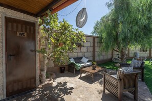 Terrace/patio - Holiday Home 'Abuelo Manuel' with Sea View, Wi-Fi & Air Conditioning (Granadilla)