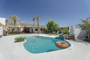 Pool - Holiday Home 'Abuelo Manuel' with Sea View, Wi-Fi & Air Conditioning (Granadilla)