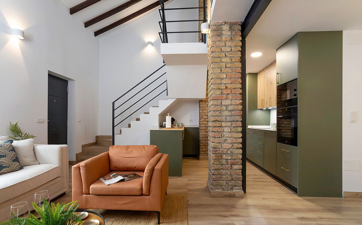 Apartamento (2 Bedrooms) | Zona de estar | Smart TV de 52 pulgadas con canales por satélite