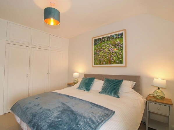 3 habitaciones, decoración personalizada y muebles diferentes