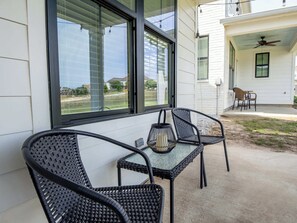 Terrace/patio - The Huddle on Hydrangea by Apex Short Term Stays (Oxford)