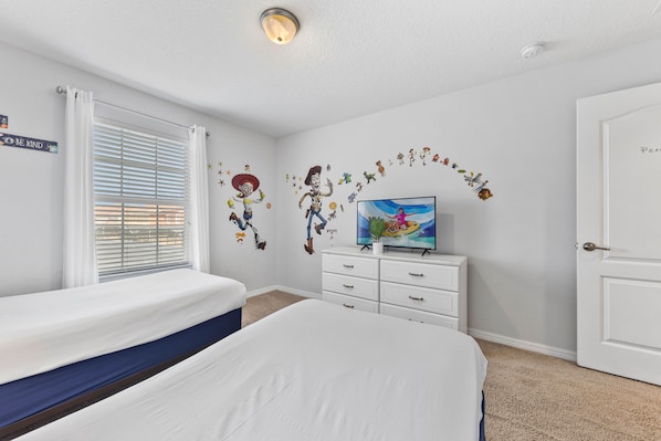 House (4 Bedrooms) | Property amenity
