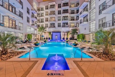 Relax at Cityline I Premium 2BR in Dallas