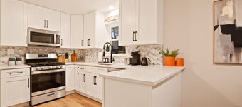 Cozy Westchester Retreat Near Chicago & Parks | LCP Collection