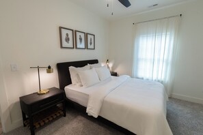 3 bedrooms, iron/ironing board, WiFi, bed sheets