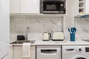 Fridge, microwave, oven, dishwasher