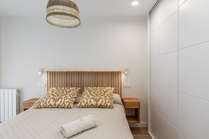 1 bedroom, iron/ironing board, free WiFi