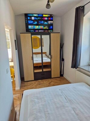 1 Schlafzimmer, Bügeleisen/Bügelbrett, kostenloses WLAN, Bettwäsche