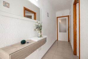Interior - Playa Sol Vinaròs Apartment – Tranquil Stay Near Beach and Town Centre (Vinaròs)