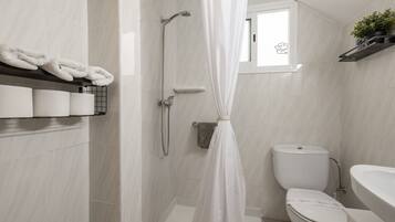 Shower, free toiletries, hair dryer, towels