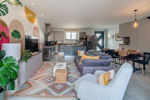 Living area - Charming house with swimming pool. Center Castres (Castres)