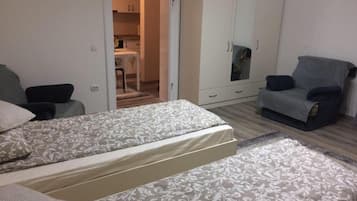 1 bedroom, free WiFi, bed sheets