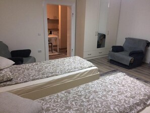 Free WiFi, bed sheets