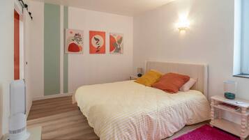 1 chambre, bureau, lit parapluie, Wi-Fi gratuit