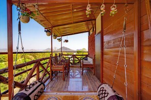 Tree House Chalet | Balcony - Badi Garh Resort (Udaipur)