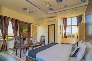 Tree House Chalet | Desk, free WiFi - Badi Garh Resort (Udaipur)