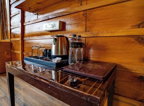 Rumah Pohon Khas | Meja kerja dan Wi-Fi gratis