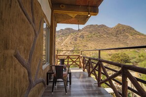 Rumah Pohon Khas | Balkon